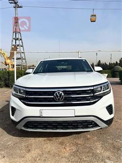 ڤۆڵکسواگن ئەتڵەس کرۆس سپۆرت